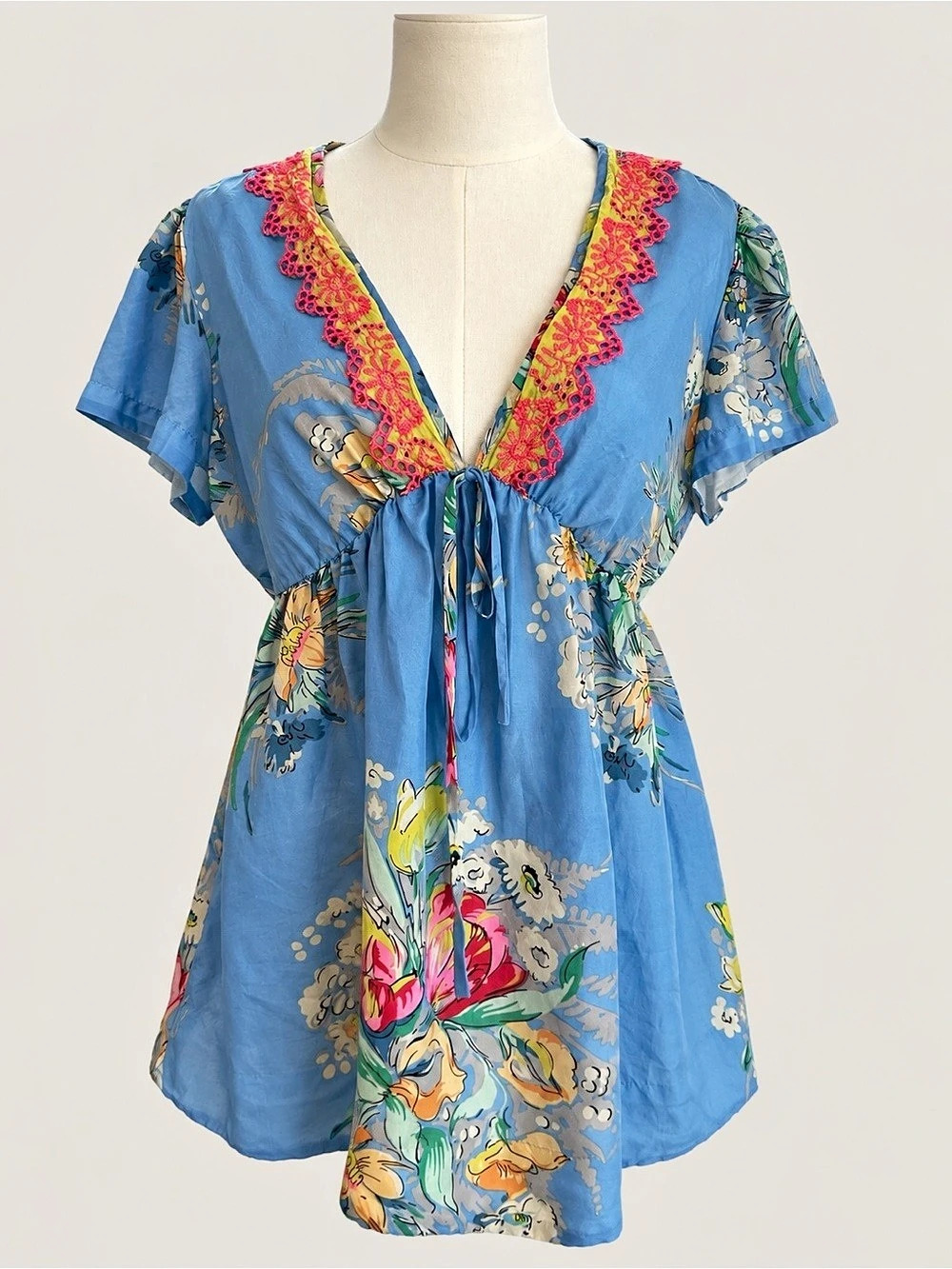 Johnny Was 100% Silk Floral Embroidered Lace Trim Blouse Top S